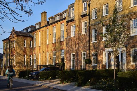 undefined, Richmond Square, 44 Kew Foot Road, Richmond, TW9