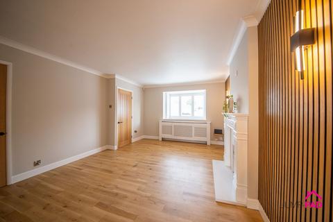 undefined, King George Close, Ashton-In-Makerfield, WN4