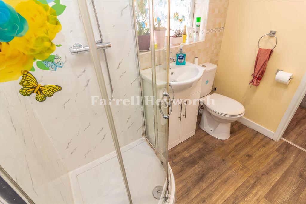 Ground Floor Shower