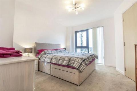 2 bedroom apartment to rent, Guildford Road, Woking GU22