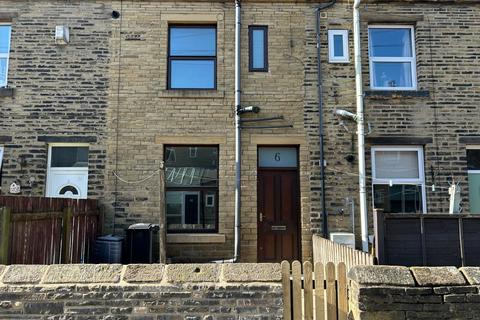 2 bedroom terraced house to rent, Park Place East, Halifax, West Yorkshire, HX3