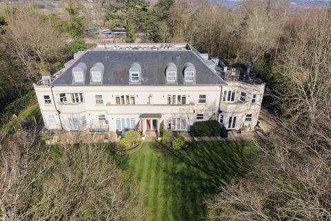 3 bedroom flat for sale, Brockley Hill, Stanmore