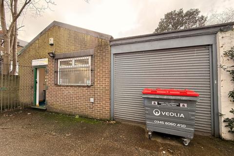 Industrial development to rent, 216 Sydenham Rd Croydon CR0 2EB