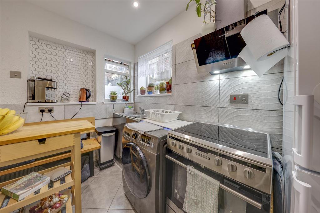 Kitchen Alt