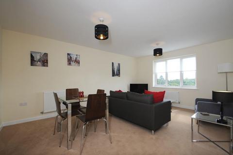 2 bedroom apartment to rent, Centrifuge Way, Farnborough GU14
