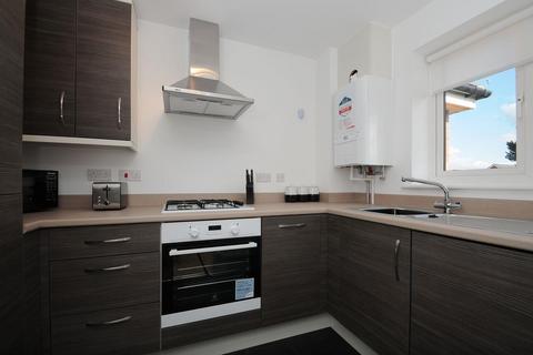 2 bedroom apartment to rent, Centrifuge Way, Farnborough GU14