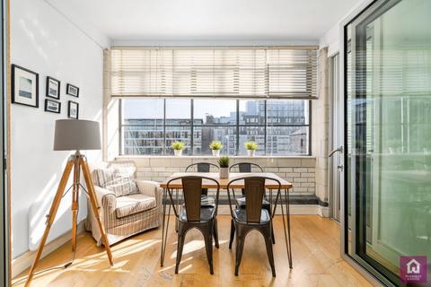 2 bedroom flat for sale, The Met Apartments, 40 Hilton Street, Northern Quarter, Manchester City Centre, M1