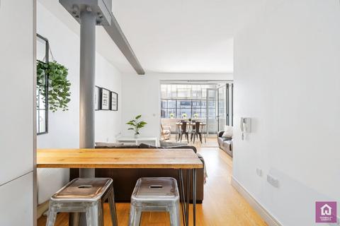 2 bedroom flat for sale, The Met Apartments, 40 Hilton Street, Northern Quarter, Manchester City Centre, M1