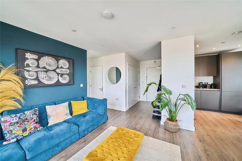 2 bedroom flat for sale, Dipper Drive, LONDON, London, E3