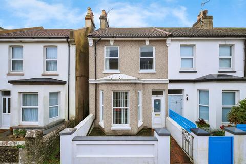 2 bedroom end of terrace house for sale, Redoubt Road, Eastbourne