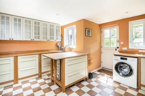3 bedroom house to rent, Thorn Road, Marden, TN12
