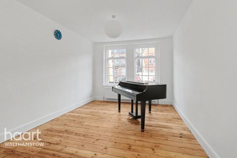 4 bedroom terraced house for sale, Lloyd Road, Walthamstow