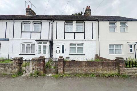 Studio to rent, Tudor Road, Hayes