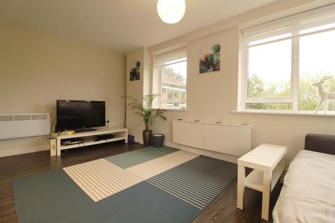 2 bedroom apartment for sale, Basingstoke Road, Riseley, RG7