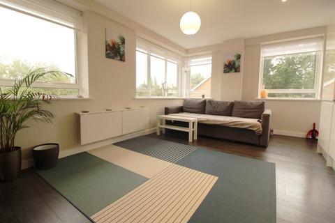 2 bedroom apartment for sale, Basingstoke Road, Riseley, RG7