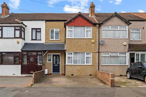 3 bedroom terraced house for sale, New Barns Avenue, Mitcham