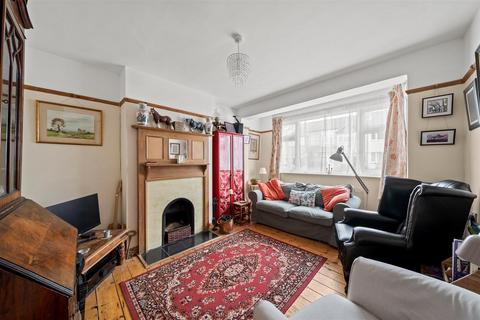 3 bedroom terraced house for sale, New Barns Avenue, Mitcham