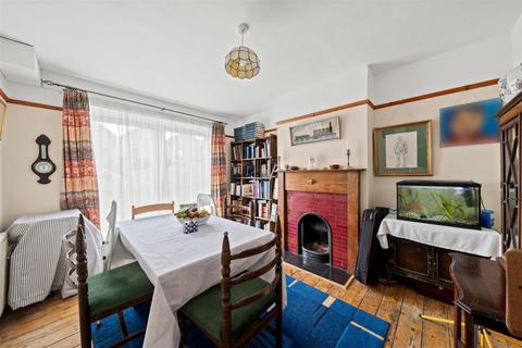 3 bedroom terraced house for sale, New Barns Avenue, Mitcham