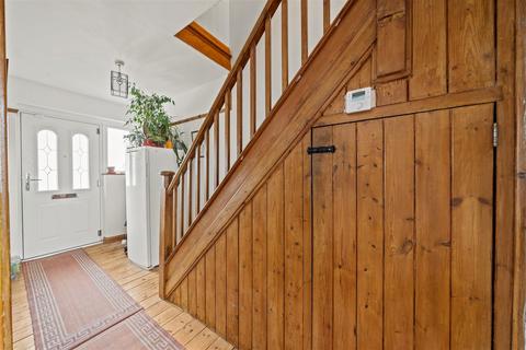 3 bedroom terraced house for sale, New Barns Avenue, Mitcham