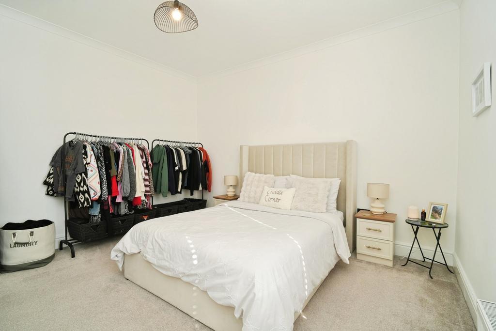 Bed 1