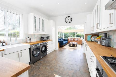 undefined, Beeches Avenue, Carshalton SM5