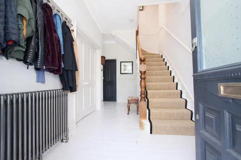 undefined, Beeches Avenue, Carshalton SM5