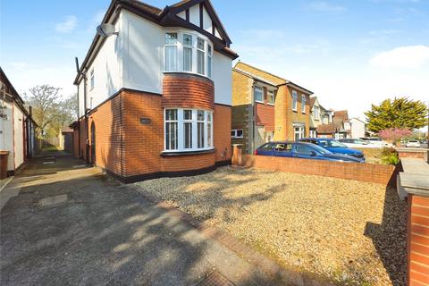 3 bedroom detached house for sale, Marshall Road, Kent ME8