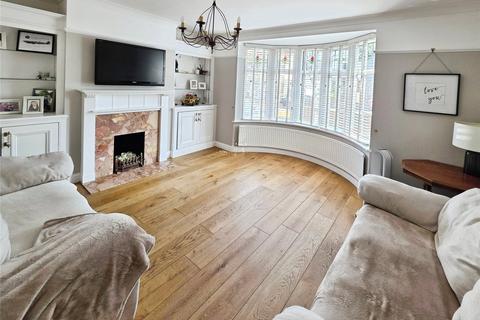 3 bedroom detached house for sale, Marshall Road, Kent ME8