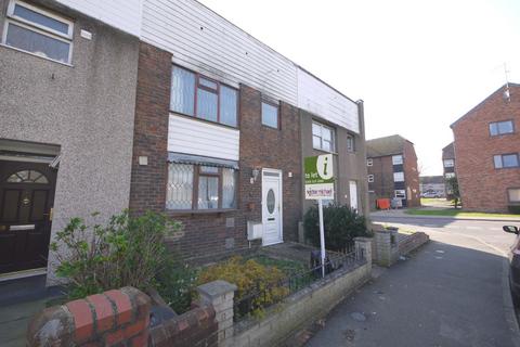 3 bedroom terraced house to rent, Clematis Close, Romford, RM3