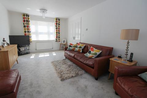 3 bedroom detached house for sale, Dartmoor Way, Biggleswade, SG18