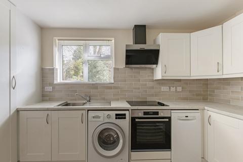 2 bedroom apartment for sale, Trotsworth Court, Virginia Water