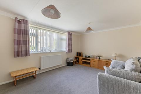 2 bedroom apartment for sale, Trotsworth Court, Virginia Water