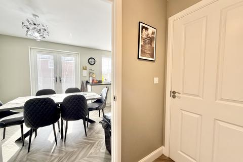 3 bedroom terraced house for sale, Sealand Close, Ryhope, Sunderland, SR2