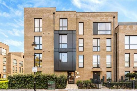 2 bedroom flat to rent, Grange Walk, London SE1
