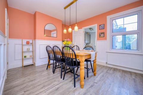 2 bedroom terraced house for sale, Briants Avenue, Reading RG4