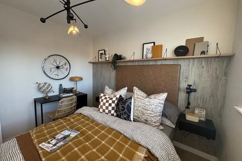 3 bedroom semi-detached house for sale, Roedeer Gardens, Parkinson Street, Bury, Greater Manchester, BL9 6NY