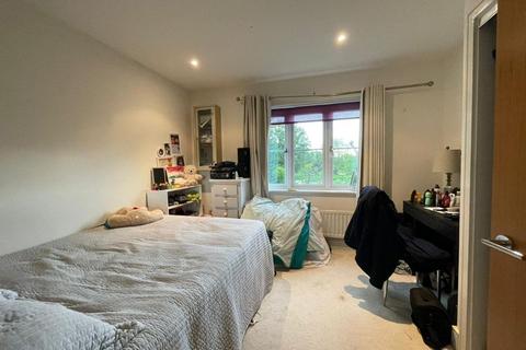 1 bedroom flat to rent, Holders Hill Road, London NW7 1ND
