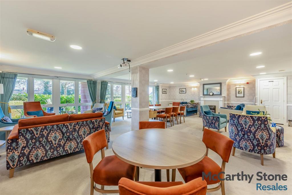 8681462-interior17.jpg