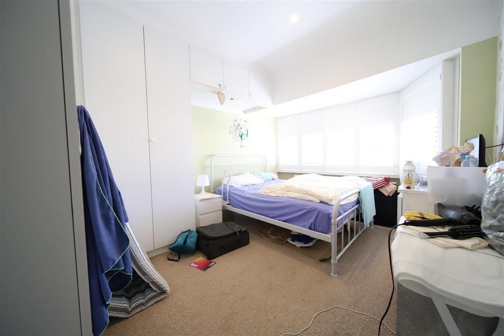 Bedroom.JPG