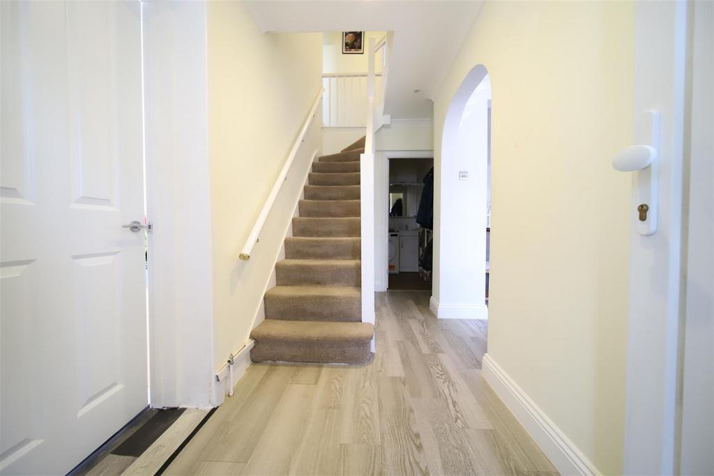 Hallway.JPG