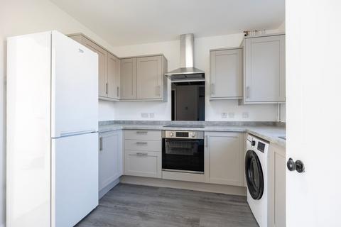 3 bedroom terraced house to rent, Birkbeck Road, Norwich