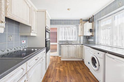 3 bedroom detached house for sale, Wessex Drive, Cheltenham, Gloucestershire, GL52