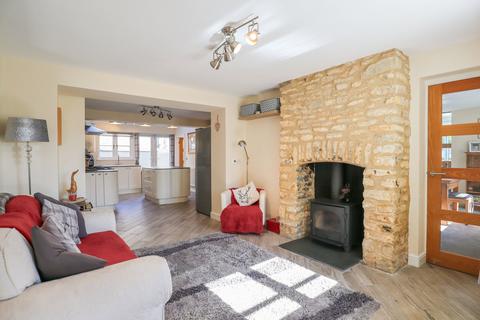undefined, Chippenham SN15