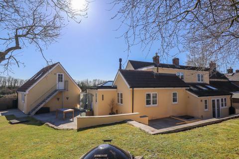 undefined, Chippenham SN15