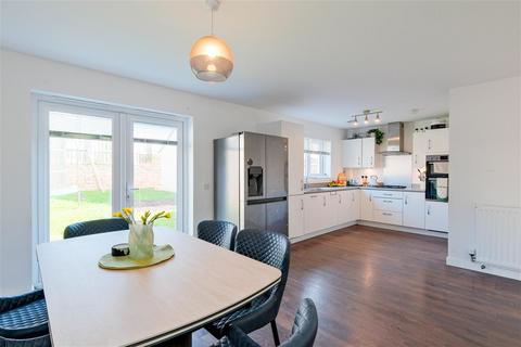 undefined, Hazel Grove, Moodiesburn, Glasgow