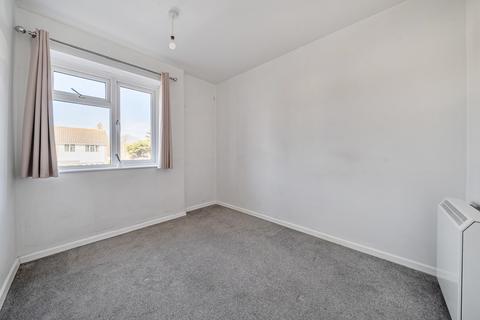 2 bedroom flat to rent, Davies Court, Hythe Road, Worthing, West Sussex, BN11