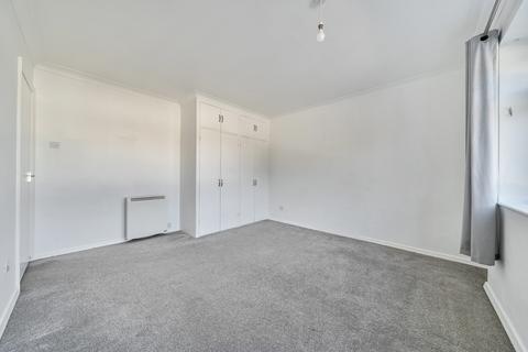 2 bedroom flat to rent, Davies Court, Hythe Road, Worthing, West Sussex, BN11