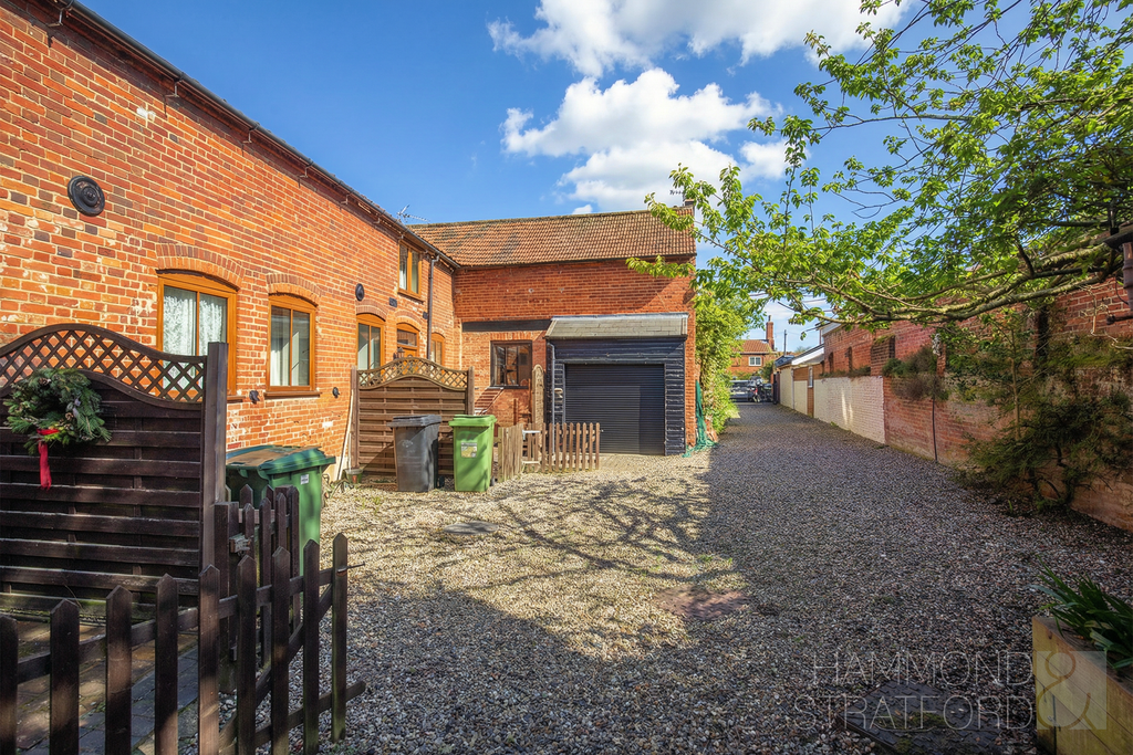 Stable Cottage And Garage