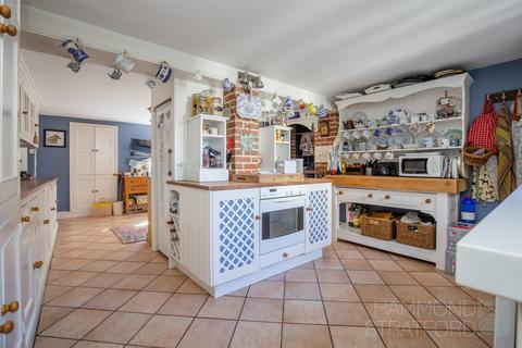 undefined, 4 Dereham Road, Hingham