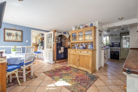 undefined, 4 Dereham Road, Hingham